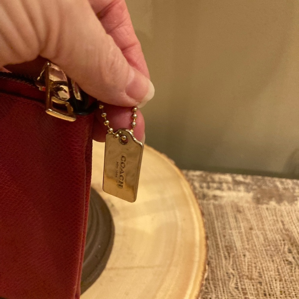 COACH KYLIE CROSSBODY IN EMBOSSED TEXTURED LEATHER Valentine RED MSRP $155 - Picture 8 of 9